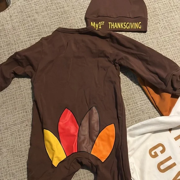 Baby 1st thanksgiving outfits - Picture 2 of 4